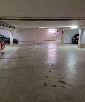 Tiefgaragenstellplätze zu vermieten: München Englschalkinger Straße/Ecke Ostpreußenstraße