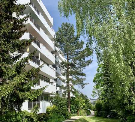 Sonnige und ruhige 1-Zimmer-Wohnung mit Balkon und Einbauküche in Alt-Erkrath