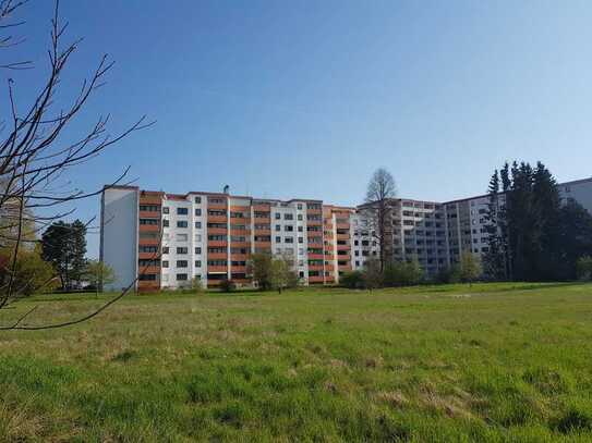 ... gut vermietete 2-Zi-Whg mit Lift + Balkon in Mühldorf-Süd ...