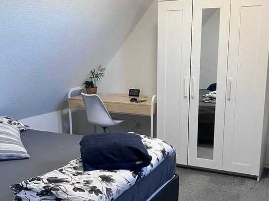 Möbliertes Zimmer, Auf Zeit & WG in Korntal-Münchingen bei Stuttgart