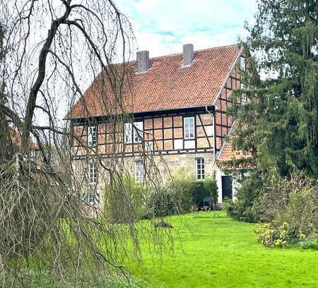 "Adliges" Wohnen mit Garten auf herrschaftlichem Rittergut zwischen Dransfeld und Göttingen !