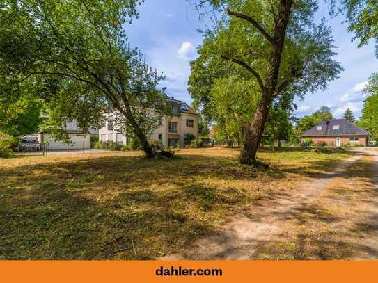 Large building plot for your dream home on the border of Berlin-Zehlendorf