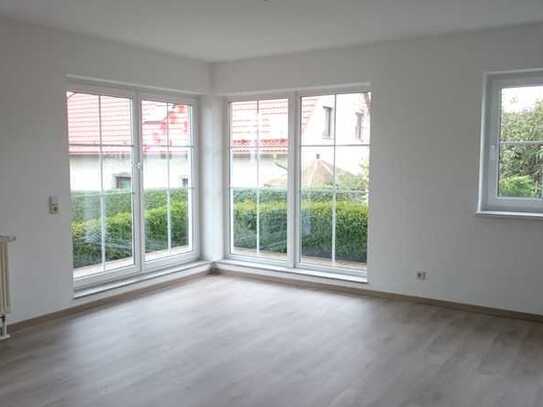 2-Zimmer-Erdgeschosswohnung mit Balkon und PKW-Stellplatz