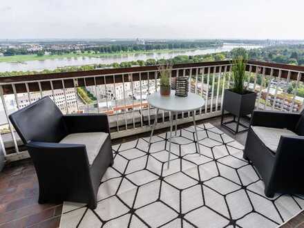 360 Grad Tour, Grandiose Aussicht, gut geschnittene 1 Zimmer in Rheinnähe in Köln-Bayenthal