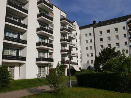 Schöne 2-Zimmer-Wohnung mit Balkon in Düsseldorf -Hassels