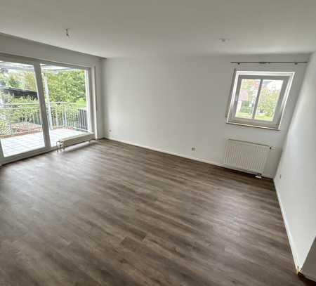 Erstbezug nach Sanierung: freundliche 3-Zimmer-Wohnung mit EBK und Balkon