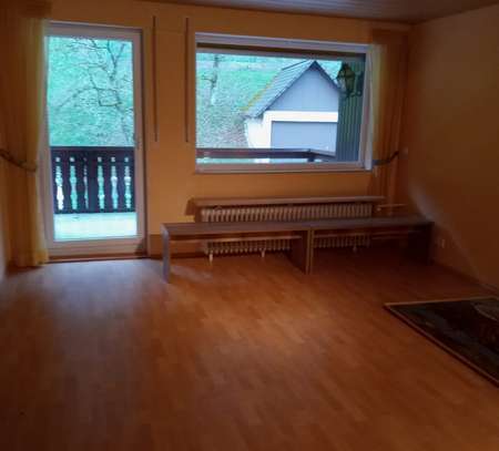 Ansprechende und gepflegte 2-Zimmer-Erdgeschosswohnung mit EBK in Baden-Baden