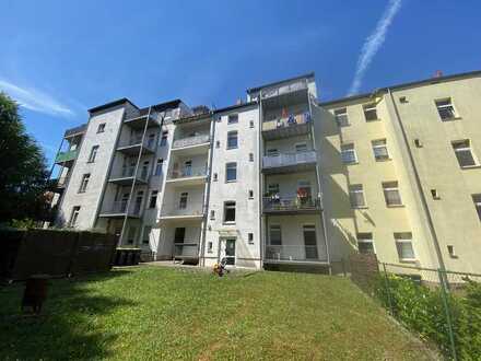 Sonnige Balkon-Wohnung mit Blick ins Grüne!
