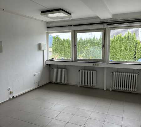 LICHTDURCHFLUTETES BÜRO 26 m² in Hamburg-Barsbüttel