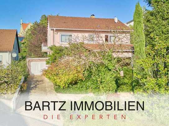 Großzügiges Einfamilienhaus mit tollem Grundriss und traumhaftem Garten