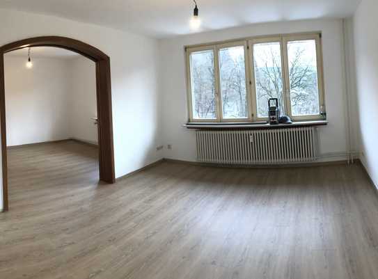 Freundliche 3-Zimmer-Wohnung mit Balkon und Einbauküche in Triberg