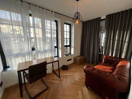 Exklusive 3 Zimmer Loft-Wohnung mit Balkon und EBK