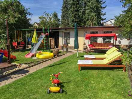 Der perfekte Ort für Familien - großzügige, helle Wohnung mit Gartenanlage in Top Lage!