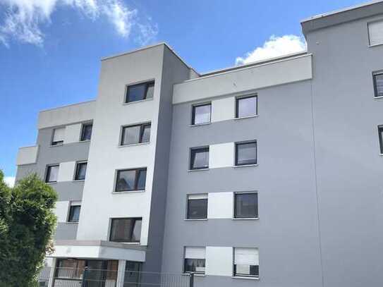 1724 – Traumhafte Terrasse! 3 Zi.-Wohnung in ruhiger Wohnlage mit TG-Stellplatz!