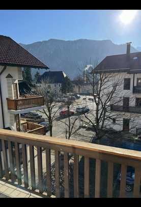 Von Privat / ohne Maklerprovision / Stilvolle 2-Raum-Wohnung mit Balkon und EBK in Kiefersfelden