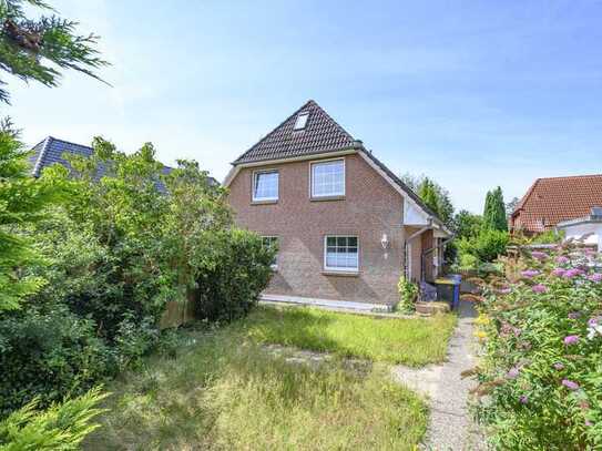 Ruhig gelegene Maisonette-Wohnung mit Balkon - Drei Zimmer und Reserveflächen im Spitzboden