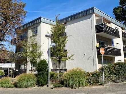 Geschmackvolle Wohnung mit zwei Zimmern sowie Balkon und Einbauküche in Bad Honnef!