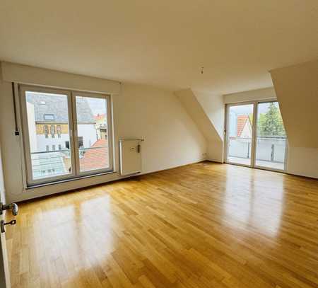 Barrierefreie seniorengerechte 2-Raum-Wohnung mit Balkon und Einbauküche im Zentrum von Lippstadt