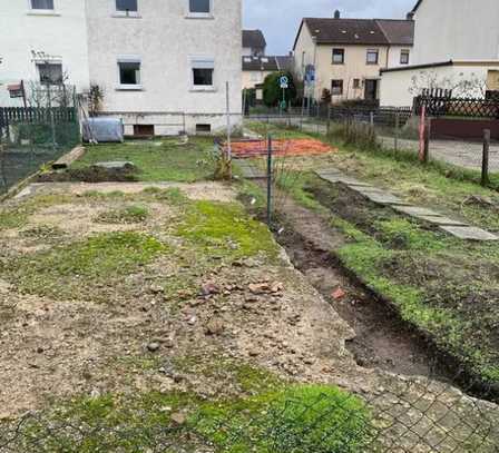 Für Handwerker: Bauplatz für Ein-Zweifamilienhaus.