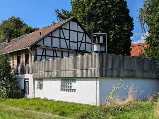 Dreistöckiges Doppelhaus in Lippoldsberg