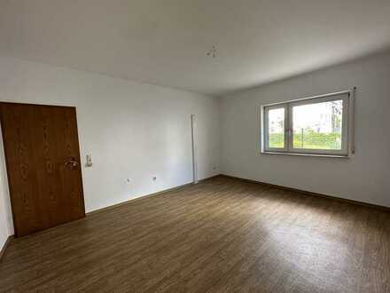 Große 2-Zimmer-Wohnung in ruhiger Wohnlage von Bad Bocklet
