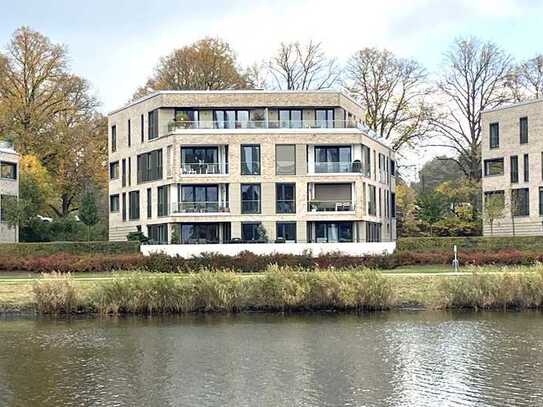 Seniorengerecht wohnen, mit Blick auf Wakenitz, Trave-Kanal + Altstadt