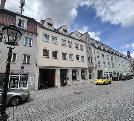 3-Zimmer-Wohnung mit Charme und Balkon in der Augsburger Altstadt – Ideale Anlageimmobilie