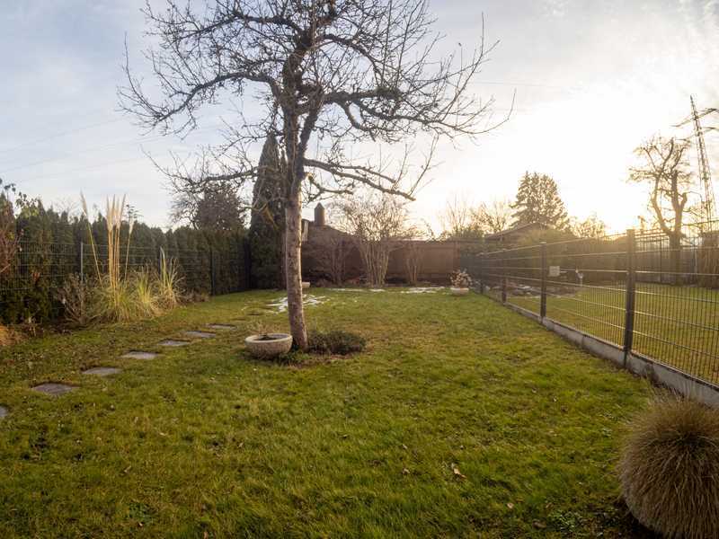 HAUS! 6 ZIMMER! 200QM! KACHELOFEN! TOP-KÜCHE! MODERN! RUHIG!