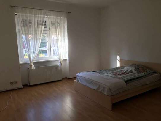 Gemütliche, teilmöblierte 3-Zimmer-Wohnung in Berlin Tempelhof