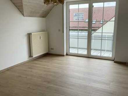 Modernisierte 3-Zimmer-Wohnung mit Balkon und Einbauküche in Wellheim