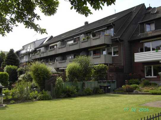 Gepflegte 4,5-Zimmer-Wohnung mit Balkon in Duisburg-Fahrn