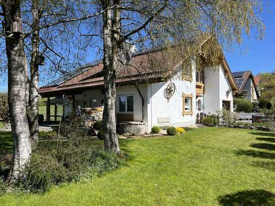 Einfamilienhaus mit Traumlage in Altusried, freistehend und unverbaubare Aussicht