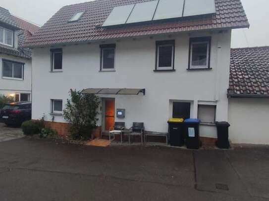 4-Zimmer-Einfamilienhaus mit EBK in Aspach mit Solaranlage