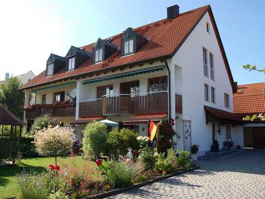 Großzügige 5-Zimmer-Maisonette-Wohnung mit Galerie und Balkon in ruhiger Lage von Hallbergmoos