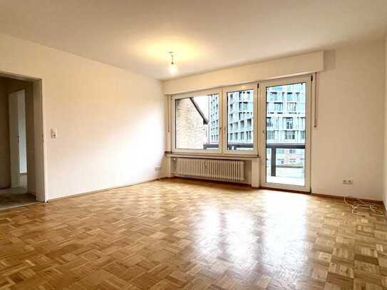 Moderne 2,5 Zimmer-Wohnung mit Balkon nahe der Bochumer-City/Ehrenfeld