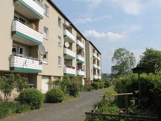 3-Zimmer-Wohnung mit Balkon, Bad im französischen Stil & praktischer Raumaufteilung