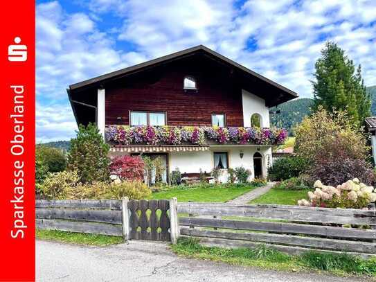 Ein-/Zweifamilienhaus in Oberammergau