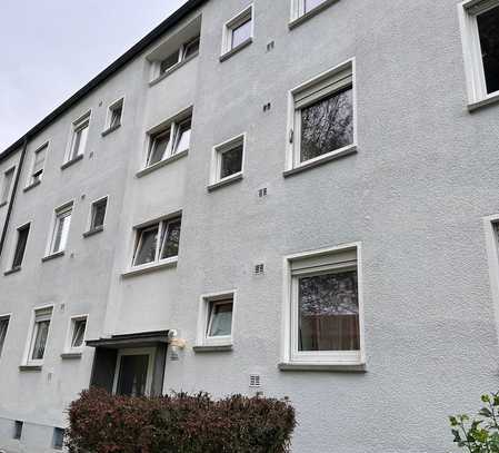 Freiwerdende 3-Zimmerwohnung mit sonnigem Balkon