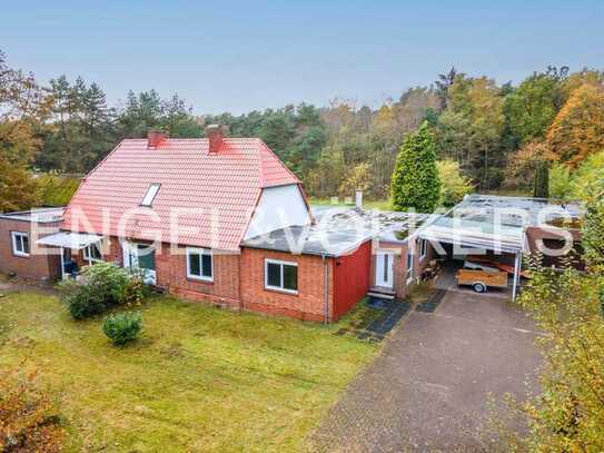 Großes Zweifamilienhaus mit Potential auf 5054 m² Grundstück