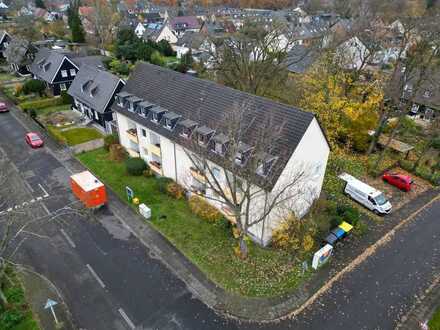 Bezugsfertige 2-Zimmer-Dachgeschosswohnung in Waldnähe Köln-Höhenhaus