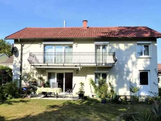 Einfamilienhaus in zentraler Lage von Baden-Baden – Ihr neues Zuhause ab 01.05.2025!