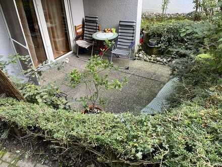 2,5 Zi.-EG-Whg.! Garten! Aufzug! EBK! TG! Stadtnah!