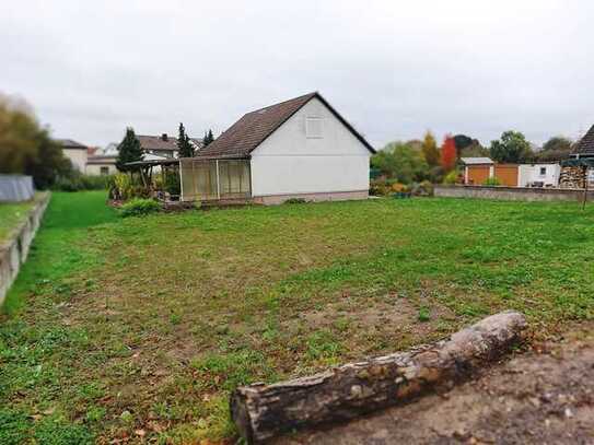 Traumhaft schöner Bauplatz für ein EFH in 76706 Dettenheim-Rußheim!