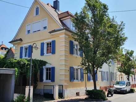 Modernisierte 2-Raum-Wohnung mit Balkon in Dossenheim