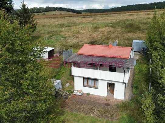 Idyllisches Ferienhaus in ruhiger Lage von Gräfinau-Angstedt/Ilmenau zu verkaufen!