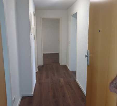 Bei Interesse gerne melden 015229968349 Stilvolle, gepflegte 3-Raum-Wohnung in Ehingen