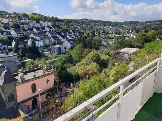 traumhafter Ausblick auf das Rheintal