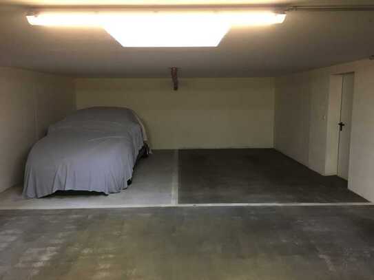 Obertshausen Stellplatz Garage in kleiner Tiefgarage in 6 Parteien-Haus