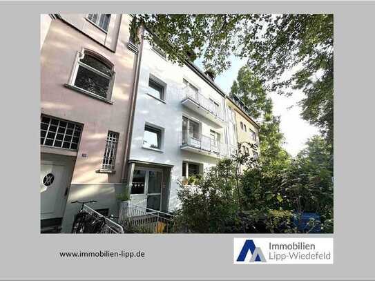 Erstbezug nach Sanierung: 3-Zimmerwohnung mit Balkon und Stellplatz in guter Wohnlage von Krefeld