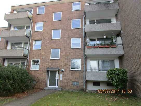 gepflegte 3-Zi- Wohnung, Bad, separates WC, Balkon in Aachen-Forst